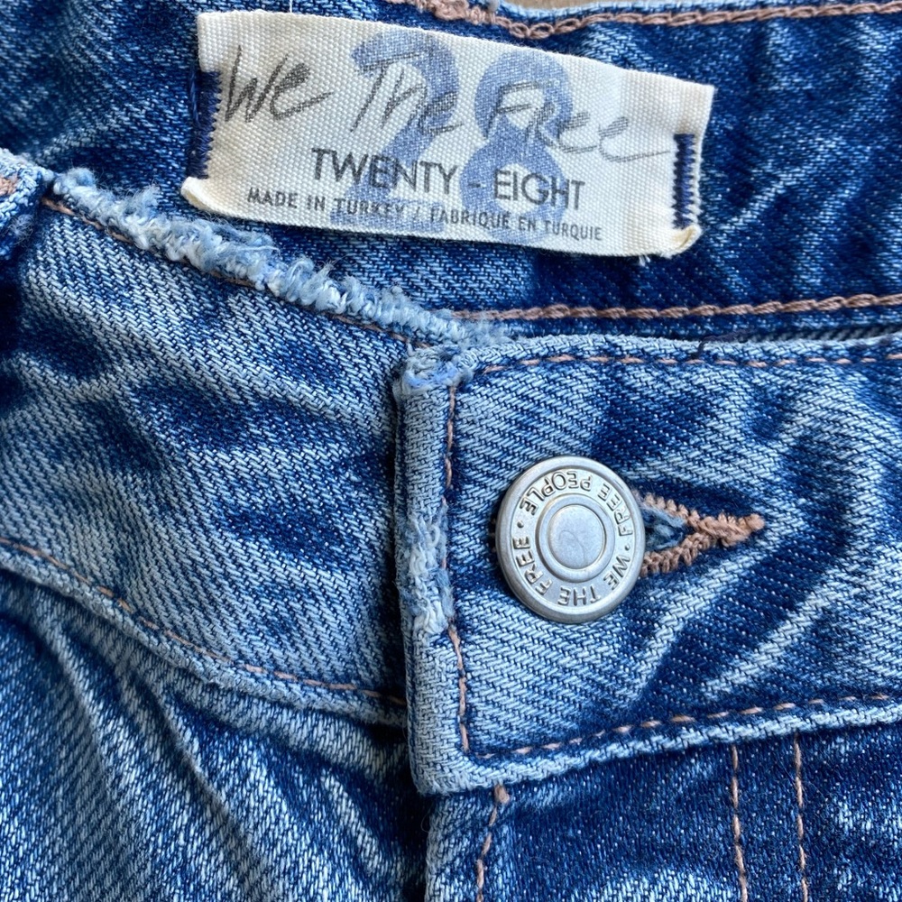 We The Free Relaxed Jean in November Rain NWT - Picture 4 of 16